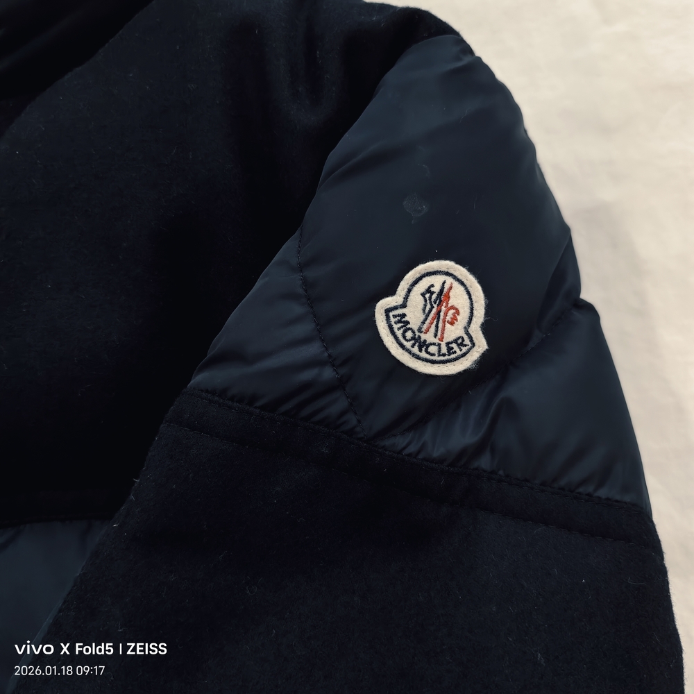 Moncler Dark Blue Puffer Jacket - Picture 3 of 9